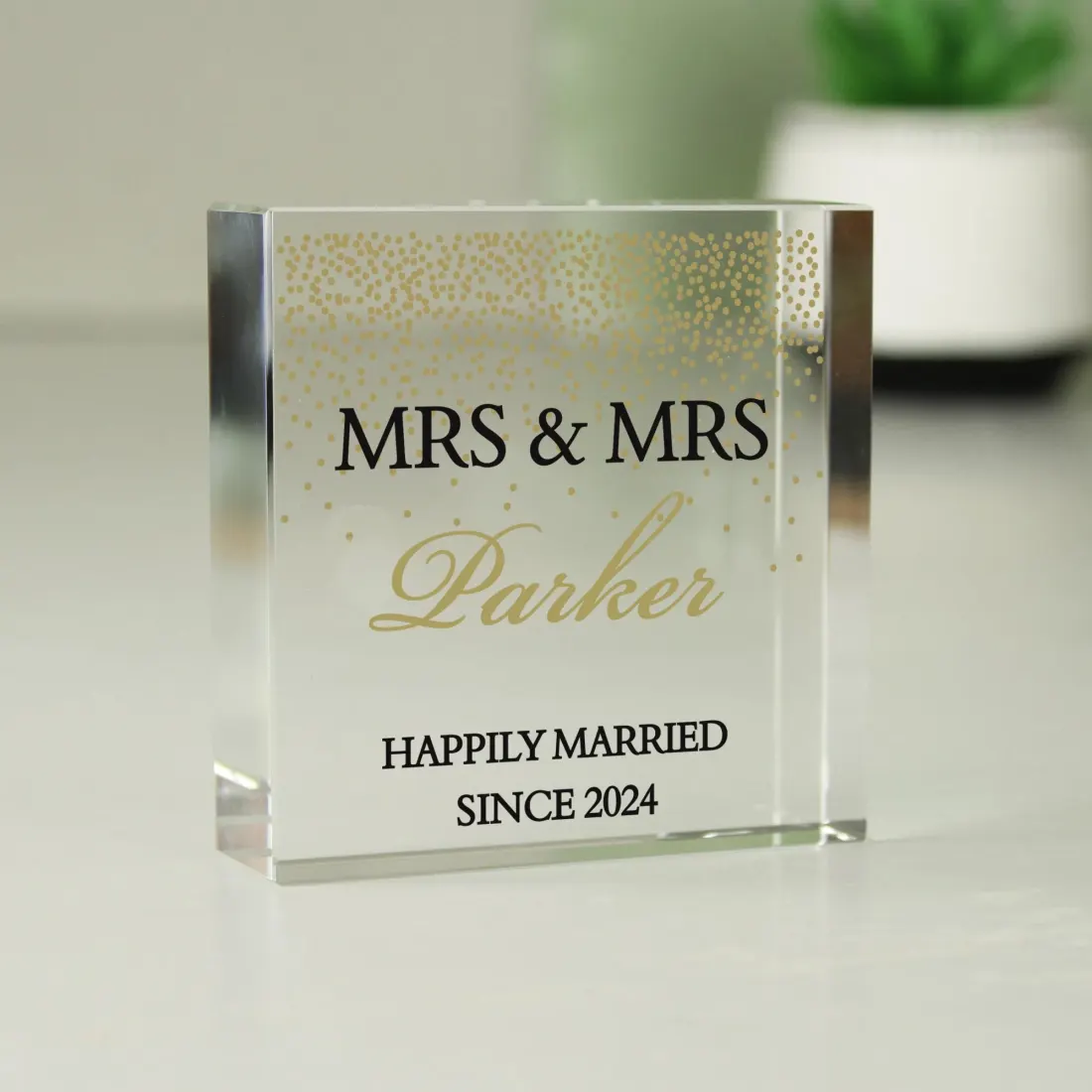 Personalised Gold Confetti Crystal Token, Custom Glass Keepsake, Wedding Anniversary Gift UK — photo 6