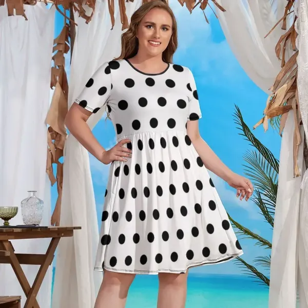 Plus Size Short-Sleeve Swing Dress With Pockets