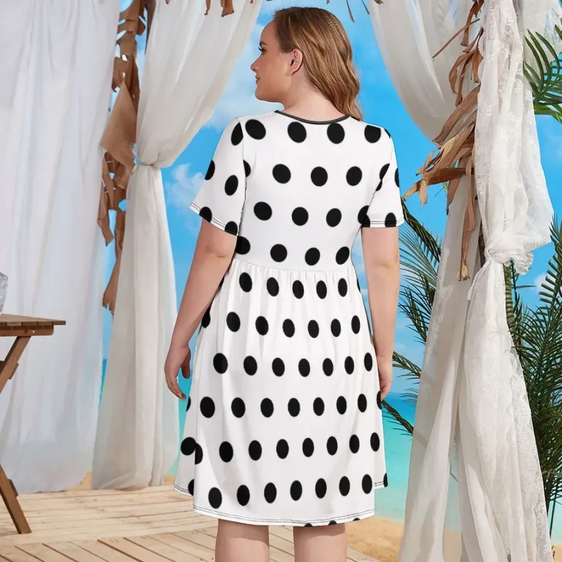 Plus Size Short-Sleeve Swing Dress With Pockets — photo 5