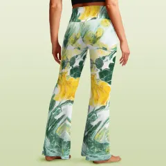 Women's V-Crossover High Waisted Flare Leggings thumbnail 3