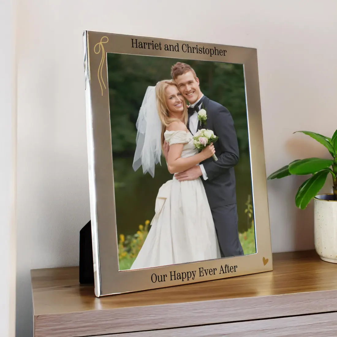 Personalised Black and Gold 8x10 Photo Frame, Custom Wedding Picture Frame Gift for Couples — photo 3