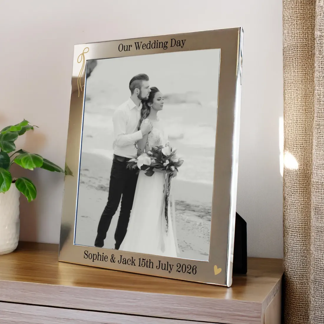 Personalised Black and Gold 8x10 Photo Frame, Custom Wedding Picture Frame Gift for Couples — photo 4