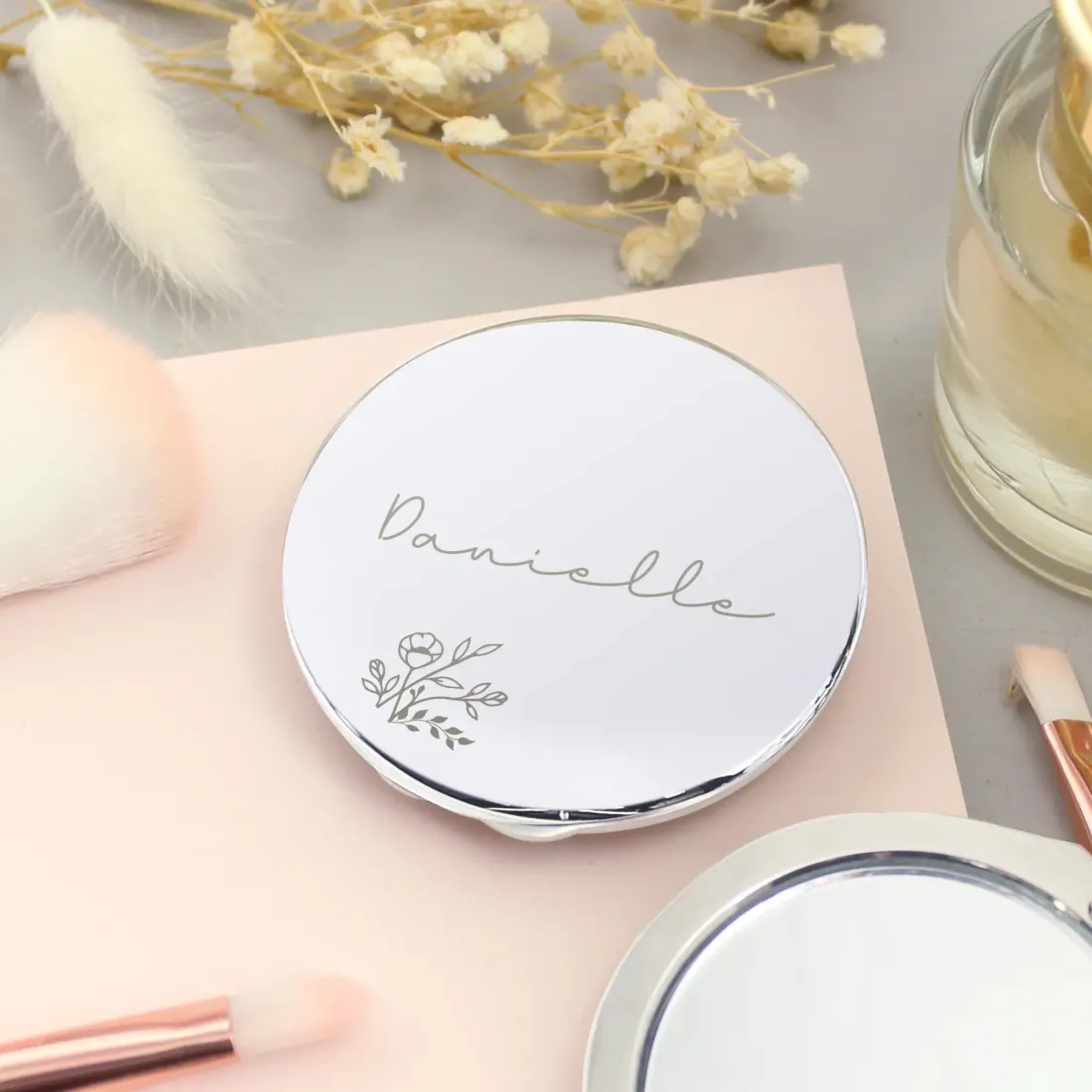 Personalised Floral Round Compact Mirror, Engraved Name Pocket Mirror Gift for Her — photo 4