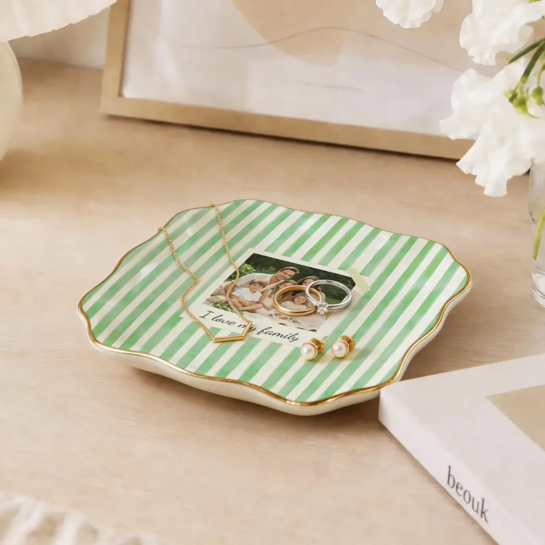 Custom Photo Jewelry Dish, Wavy Ceramic Ring Tray with Gold Rim for Mom — photo 3