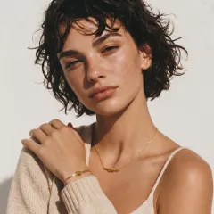 Unity Knot Necklace Gift for Her, 18K Gold thumbnail 4