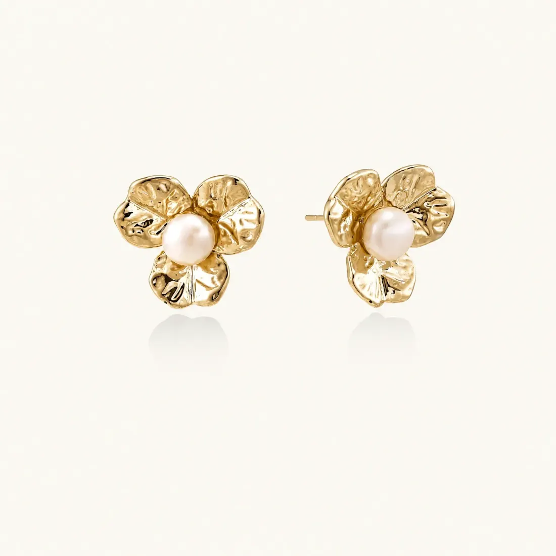 Bloom Pearl Studs: Unique Gift for Her