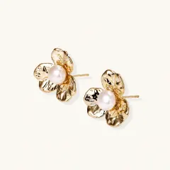 Bloom Pearl Studs: Unique Gift for Her thumbnail 2