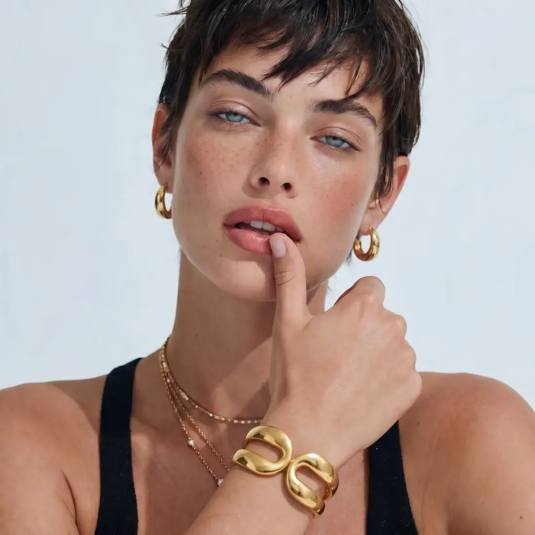 Gold Cuff Bracelet for Her: Unique Gift Idea — photo 2