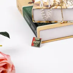 Square Badge thumbnail 2