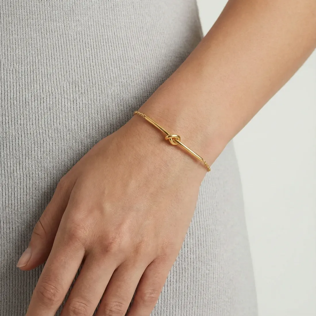 Twisted Knot Bar Bracelet, 18K Gold Gift for Her — photo 4