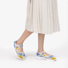 Women's Mary Jane Shoes thumbnail 2