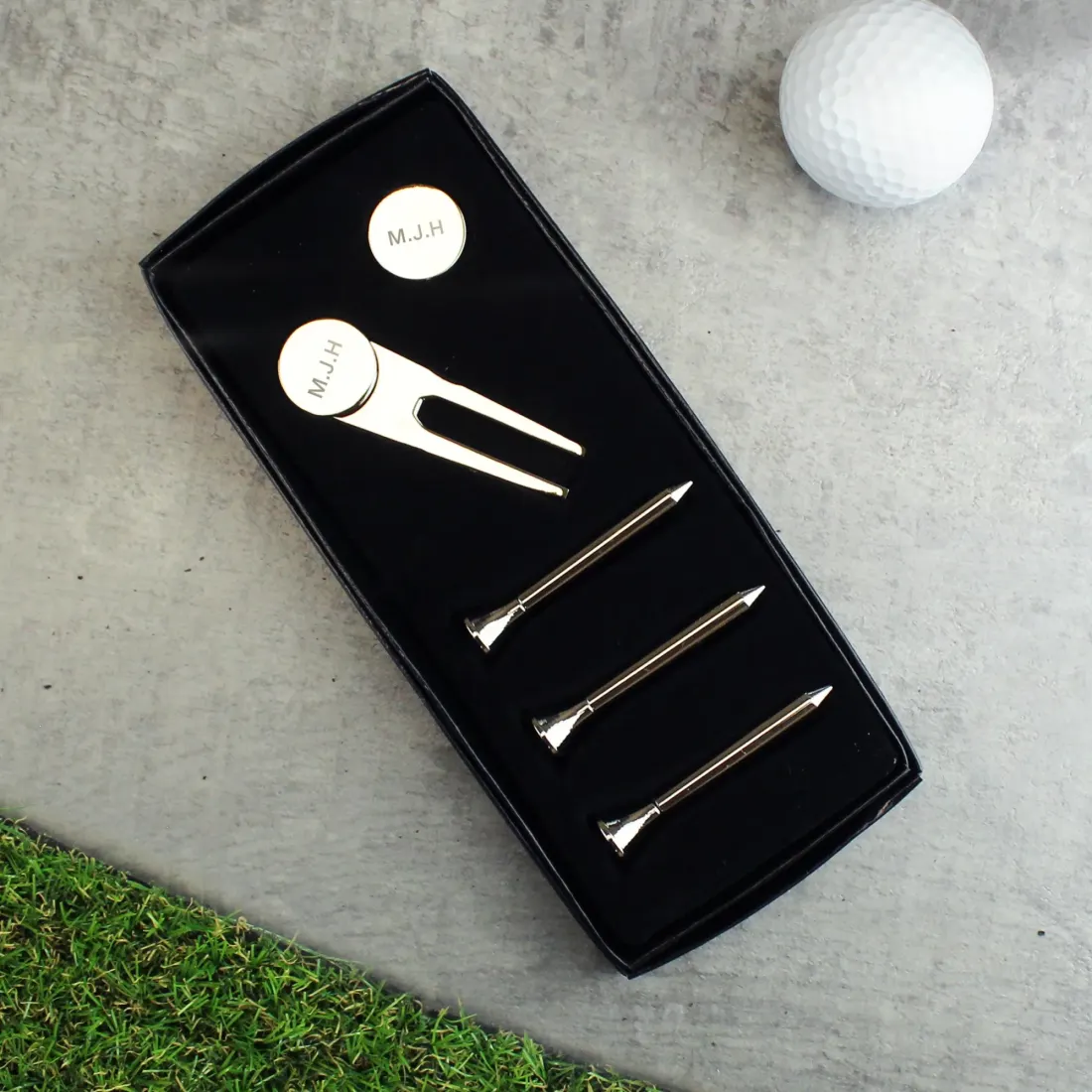 Personalised Golf Set, Engraved Divot Tool, Ball Marker, Silver-Plated Accessories — photo 3