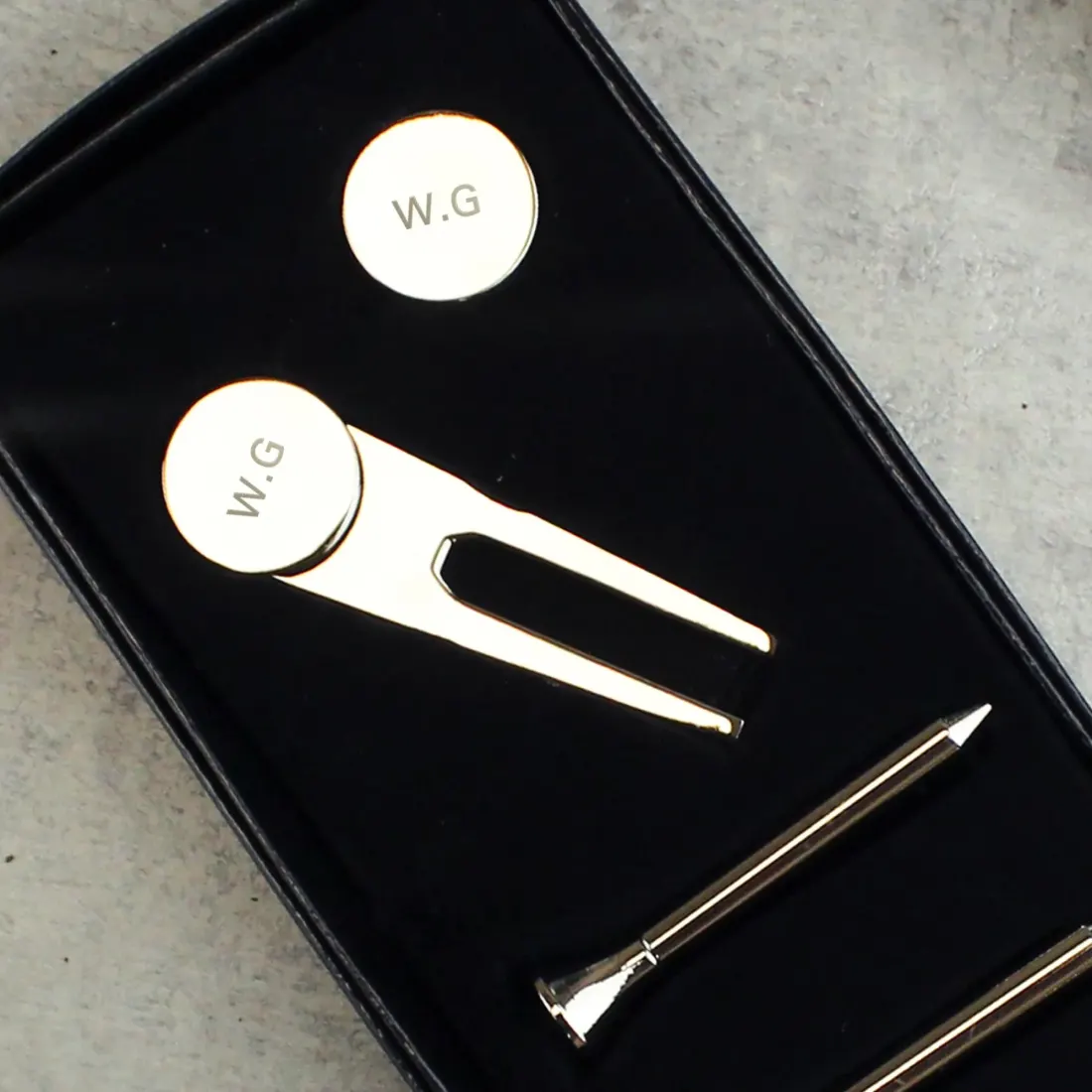 Personalised Golf Set, Engraved Divot Tool, Ball Marker, Silver-Plated Accessories — photo 5