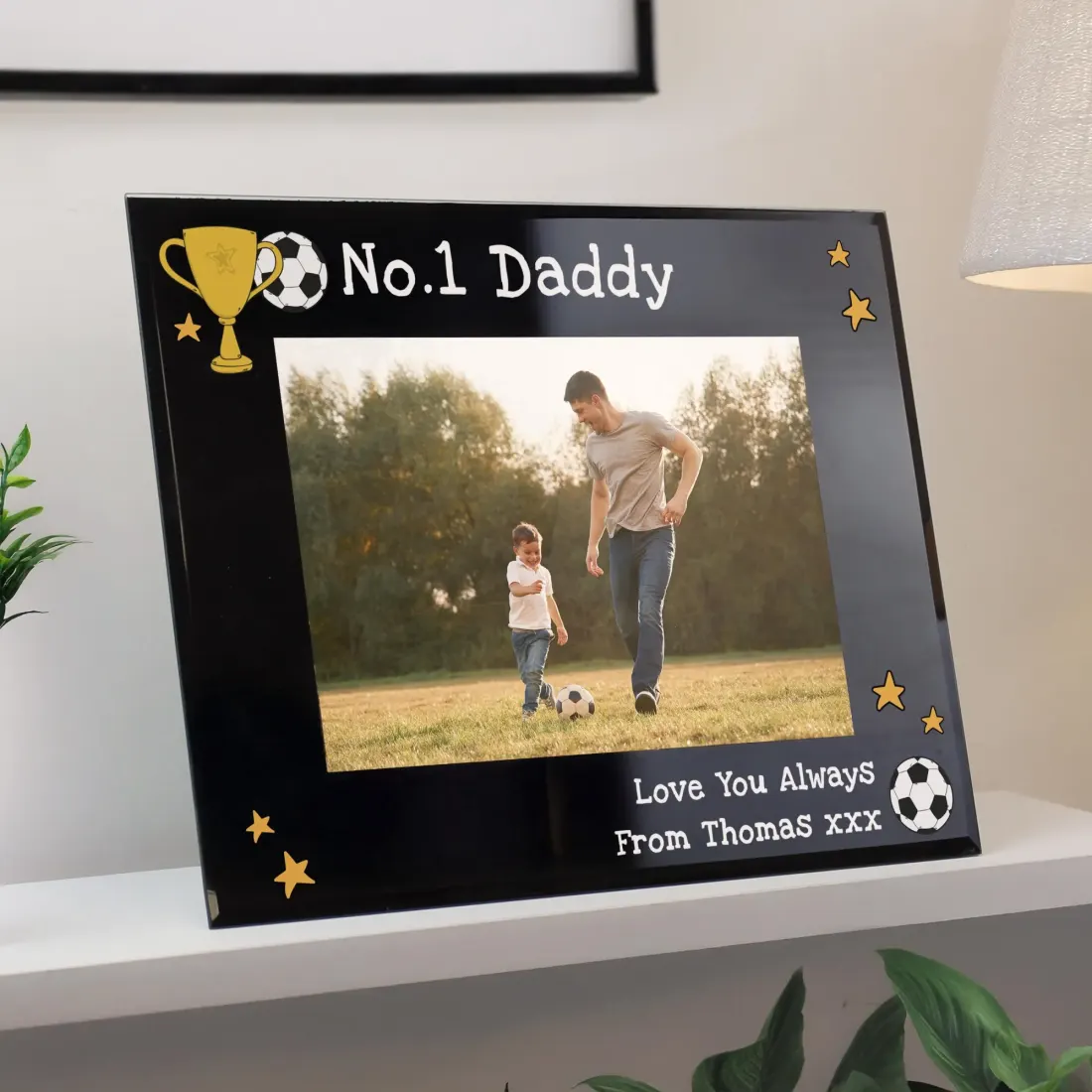 Engraved Black Glass Photo Frame, Personalized Daddy Gift, Custom Family Picture Frame — photo 3