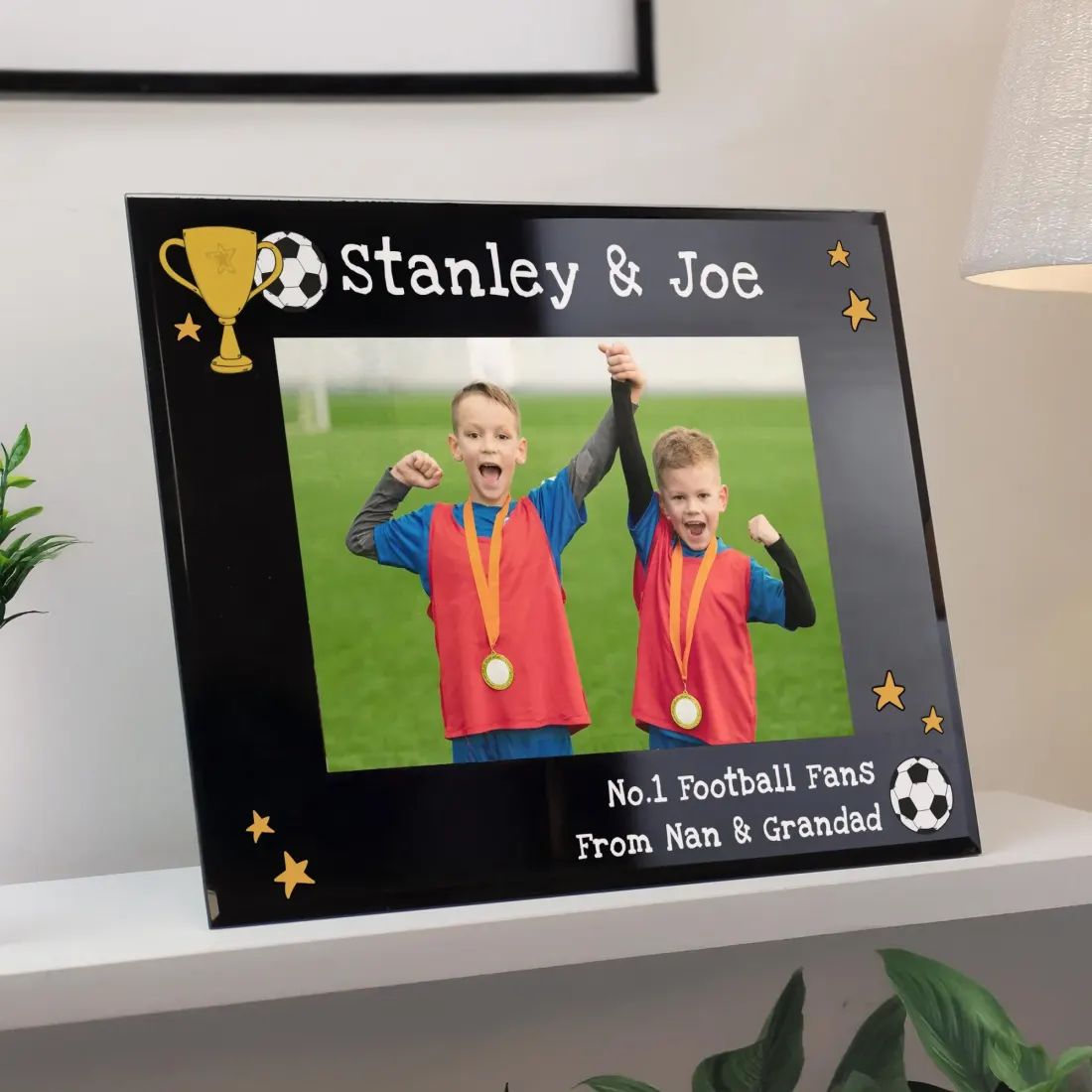 Engraved Black Glass Photo Frame, Personalized Daddy Gift, Custom Family Picture Frame — photo 4