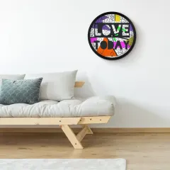 Round Wall Clock thumbnail 2