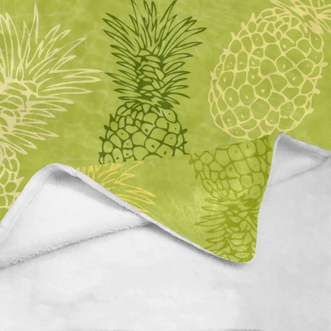 Ultra-Soft Micro Fleece Blanket 40" x 50" — photo 4