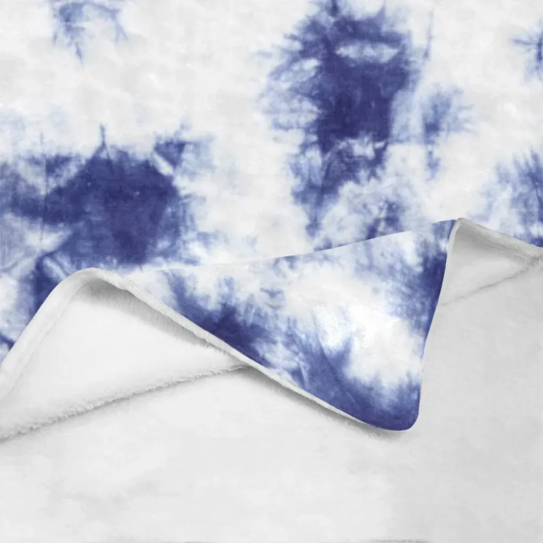 Ultra-Soft Micro Fleece Blanket 43"x56" — photo 3