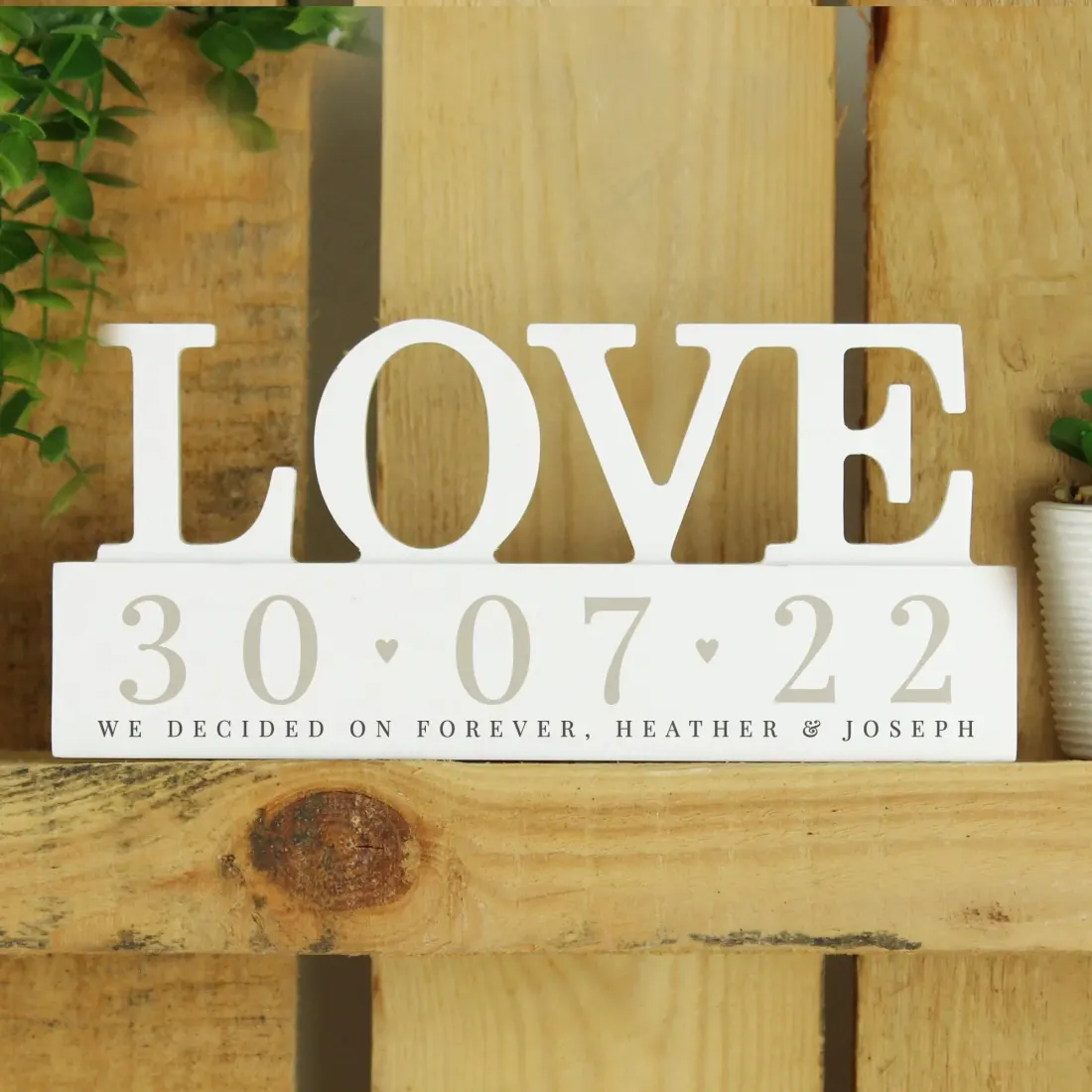 Personalised LOVE Wooden Ornament, Custom Date Names, Wedding Anniversary Couple Gift — photo 3
