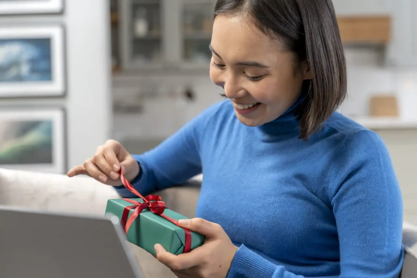 How Personalization Increases Gift Value and Sentiment