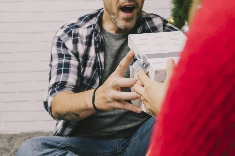 4 Best Personalized Gifts for Him in 2025